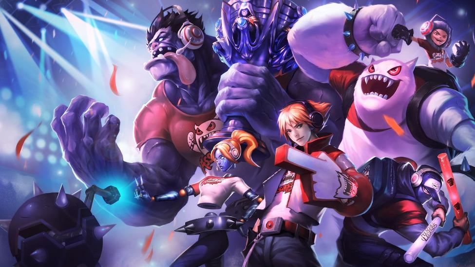 娱星儿|游戏《王者荣耀》，补完四刀就只能用Q或W，很容易缺蓝