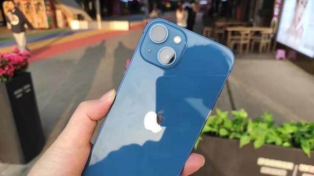 恭喜，iphone 13的销量已经超越了上一代