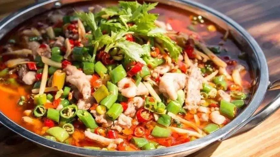 牛肉|南门大桥下面，朝新南门走的罗牛糅，牛肉汤加凉拌的牛肺牛肚子