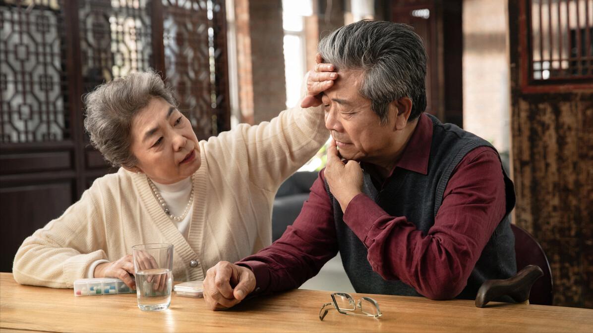 久久说情感|63岁大爷和45岁女人再婚，64岁大爷：她太霸道了，我根本受不了
