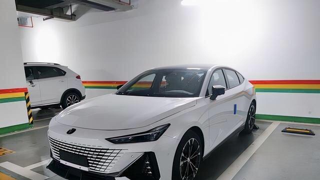 搭1.5T蓝鲸引擎，自主品牌也能造“豪车”，网友：可媲美BBA！