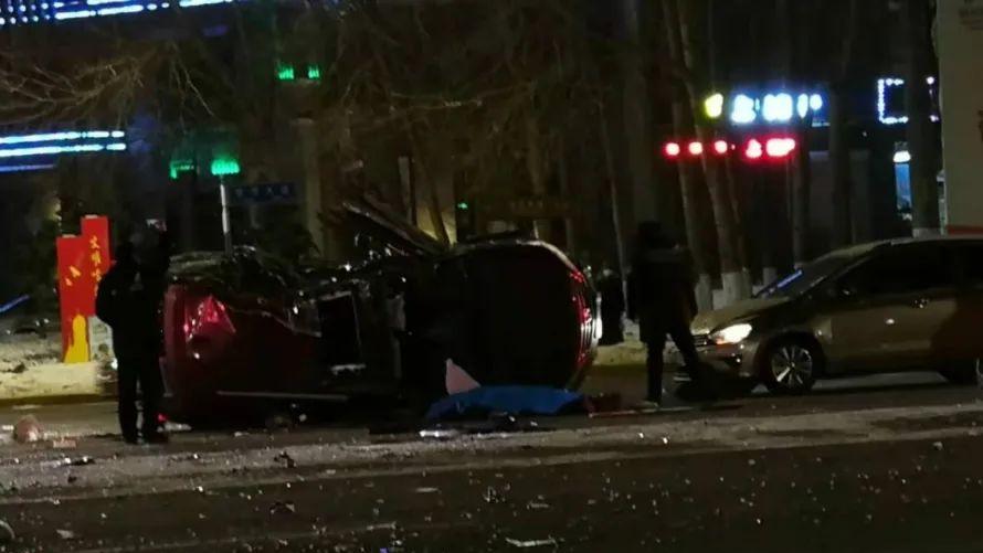 天天读报会 哈尔滨一路口3车相撞，事故造成1人死亡1人重伤