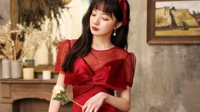 泡沫说情感|心理学：你最喜欢哪套礼服？测7月份，你会有几朵桃花来临？