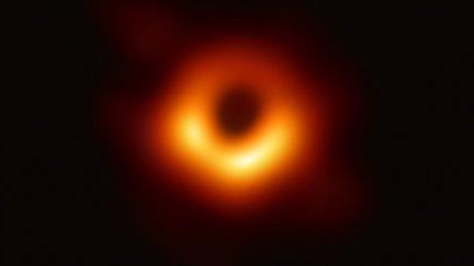 科学家 此前不久，科学家获得超大质量黑洞M87*空前新影像