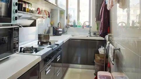 入住两年才敢提醒你：厨房到底要不要装地漏？如今真遭大罪了