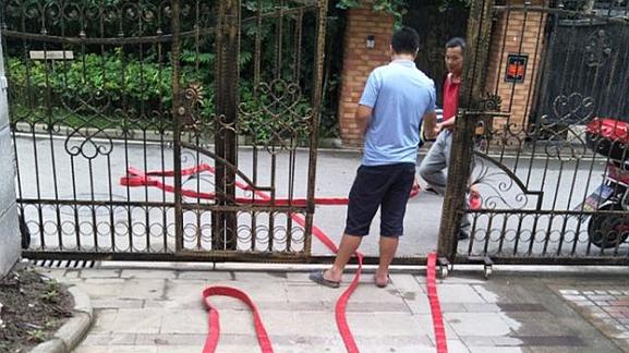 1500万上海买420平别墅，哪里都好，就是邻居让我感觉好尴尬