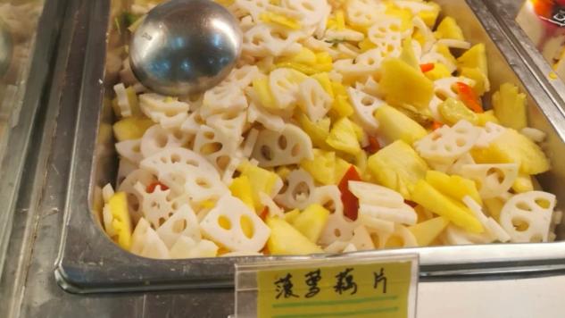 红薯|学校食堂奇葩菜式，当大厨灵感爆发，“黑暗家族”再添新成员