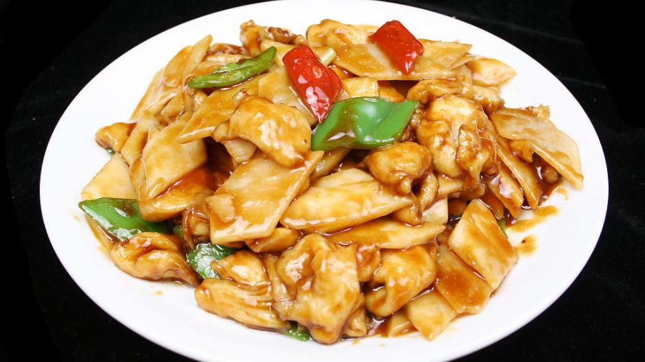 蒸菜|简单的家常快手菜：洋葱溜鸡片，口感嫩滑，营养充足，快学起来