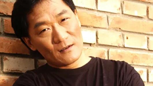 柯以男|王朔因为谢东的事大发脾气，怒怼侯耀华：叫侯耀文去验DNA