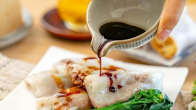 面包|日本人吐槽中国早餐太“简陋”，网友：讲精致，我们自己都害怕