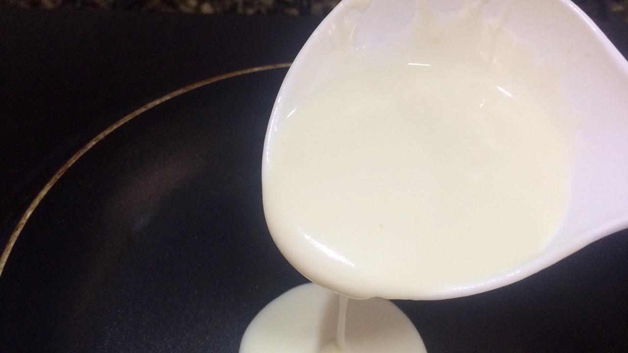 松饼|倍受小朋友喜欢的水果松饼，一个平底锅就能搞定，零失败