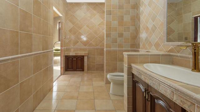 家里这个地方切记不要贴瓷砖，没什么大作用