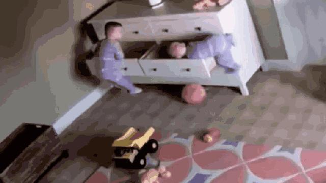 这也太吓人了，家里有小孩的装修时必看！