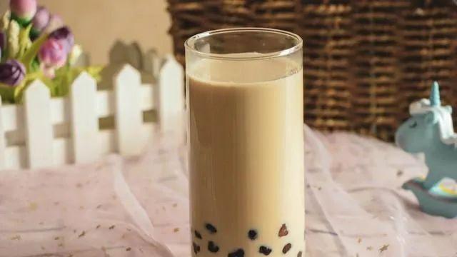 豆腐|1天喝10杯奶茶致颅内血管栓塞