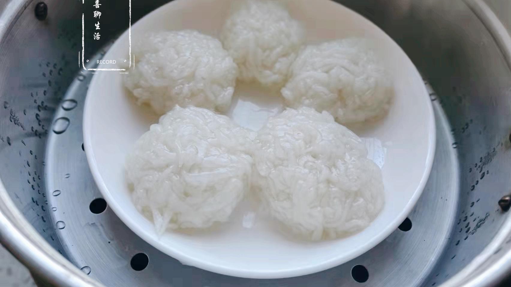 包子|冬天要多吃蒸菜，简单又快手，蒸一蒸10分钟上桌，蘸着料吃够鲜美