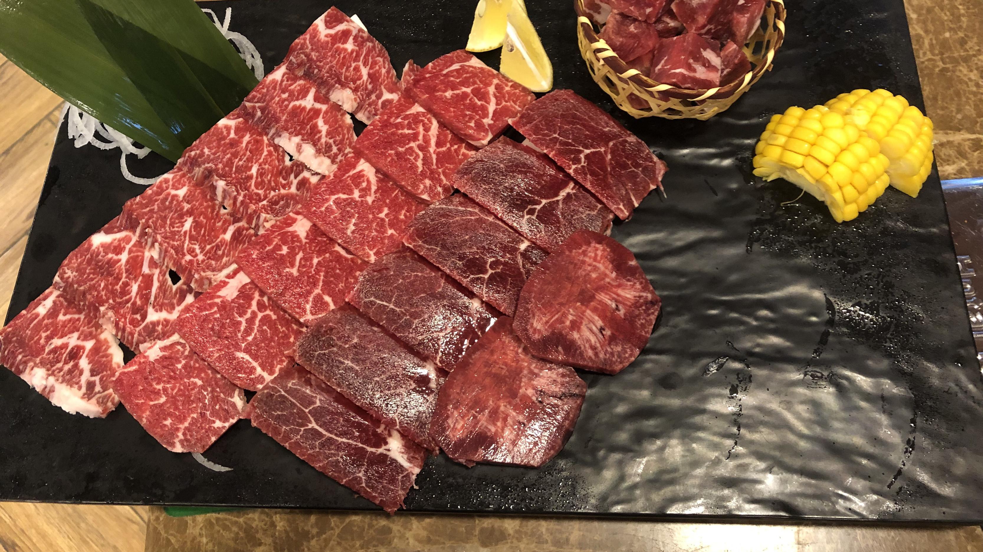 猪肉|韩国牛肉1公斤1090人民币！为什么这么贵？我们这只卖38元/斤