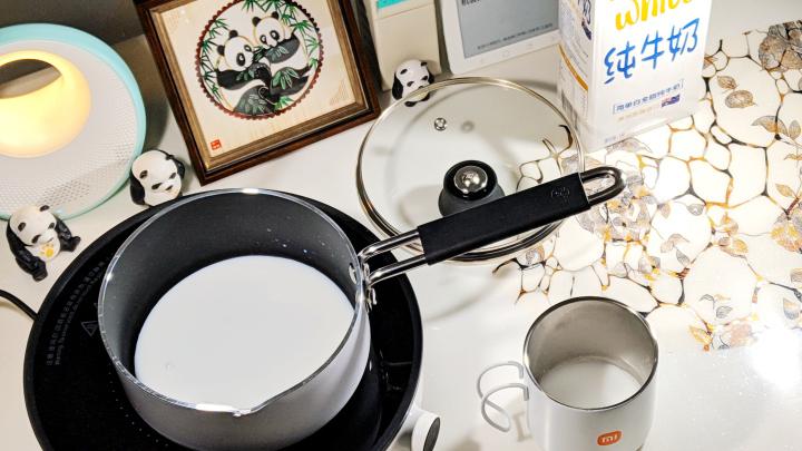 黄豆|小巧精致有颜有料，日常可用来煮牛奶煮面煮粥等，知吾煮奶锅体验