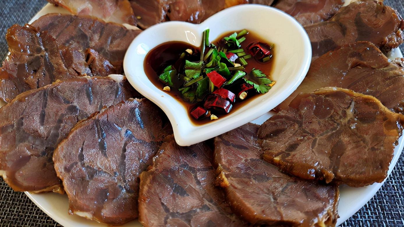 酱牛肉|做酱牛肉，掌握好3个关键点，牛肉酱香浓郁很好吃，学会了过年做