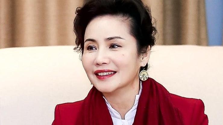 90后女孩一场梦|央视主播徐俐：坚韧刚毅的外表下，不为人知的辛酸史