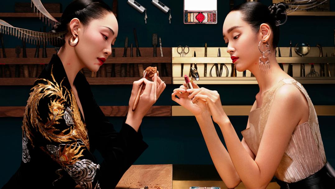 花西子 国货当潮，扒一扒那些新锐美妆品牌俘获海外消费者芳心的套路