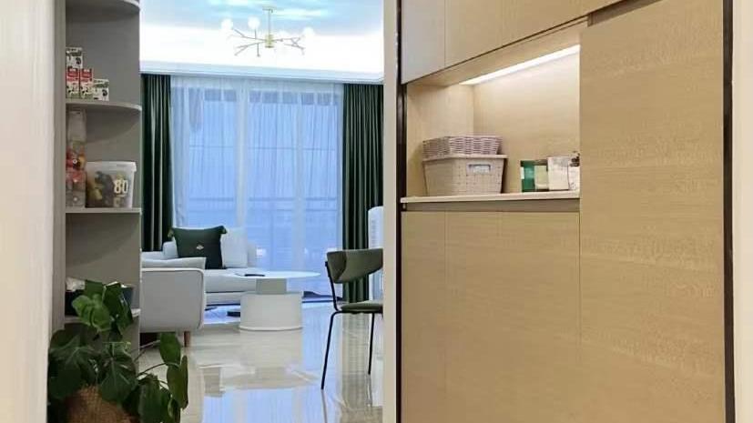 独居女主，因太会布置而走红，把90㎡小四居装得堪称收纳教科书