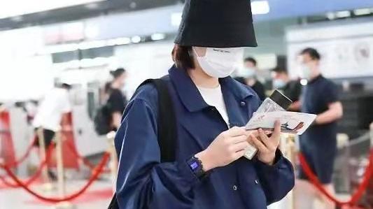 运动|姚安娜综艺首秀大成功！剪短发终于变美了，时髦感狂飙大变身