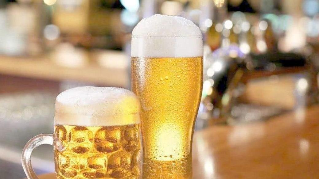 舌尖|曾经“红极一时”的RIO鸡尾酒，为何现在“没有人”喝了？看完扎心