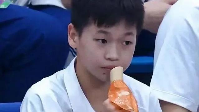 腊肉|全红婵最爱吃的都有啥？辣条蛋糕远远不够，师姐给的答案也太真实