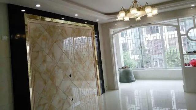 爸妈装修的房子，阳台隔断居然还能这样设计！