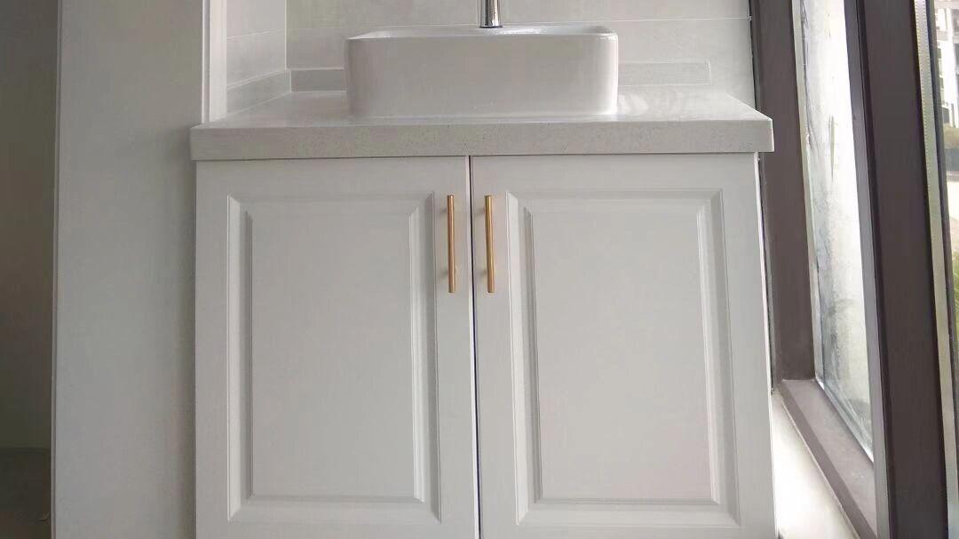 新房硬装完工，全屋选择白色的柜子，美观又实用，给大家分享一下