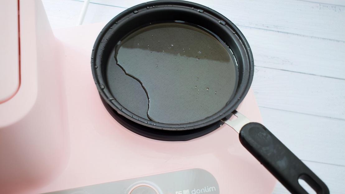 饺子|面条别再煮着吃了，配上拌好的辣椒油，不怕你不喜欢