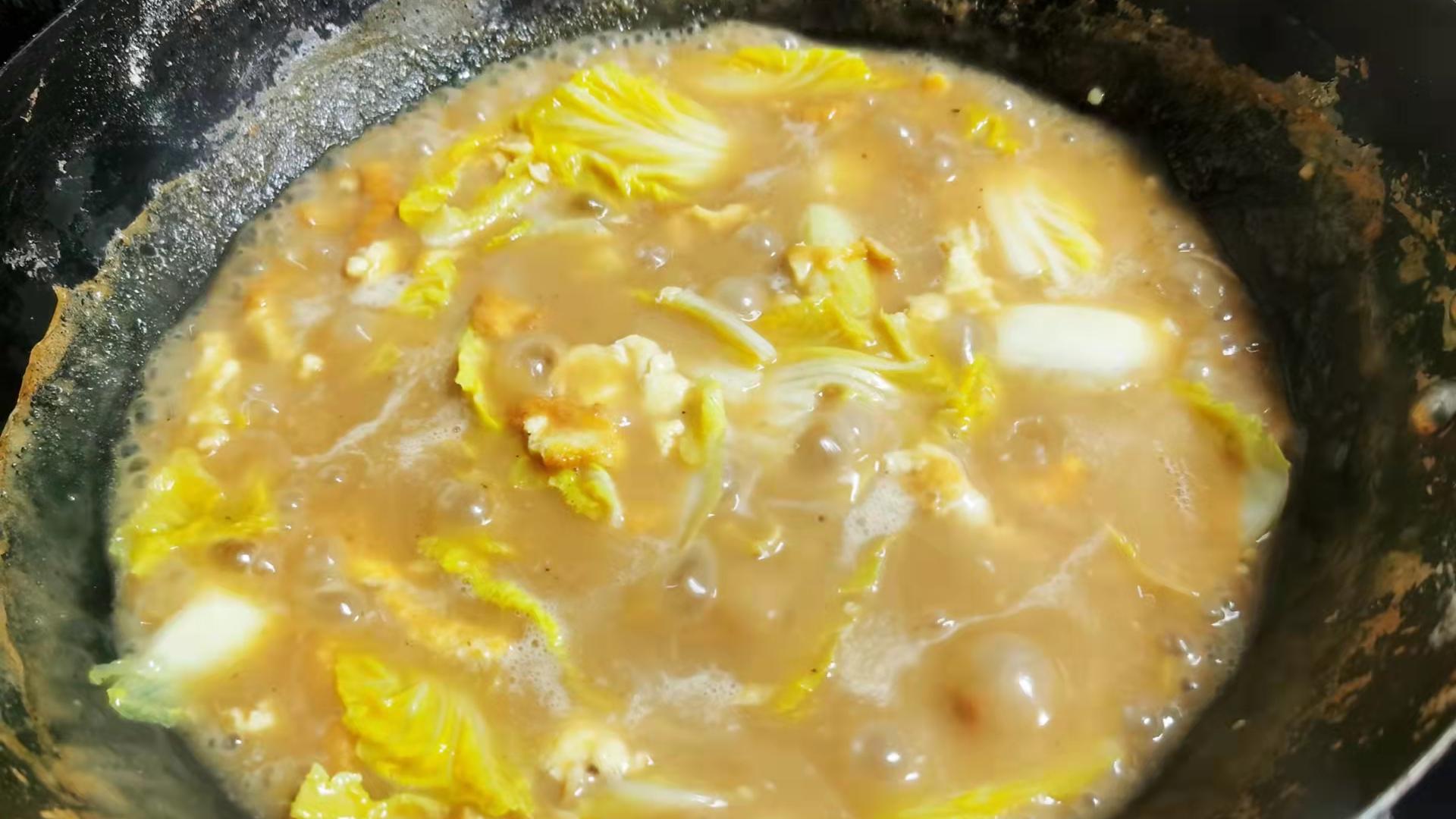 饺子|小雪后，多做这汤给家人喝，驱寒暖胃，一天三顿喝不腻，真解馋