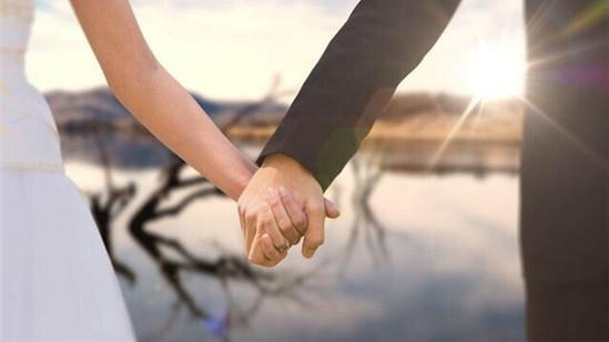 木子心说|妻子拒绝丈夫回娘家借钱买房，丈夫大怒：我娶独生女，就是要吃绝户