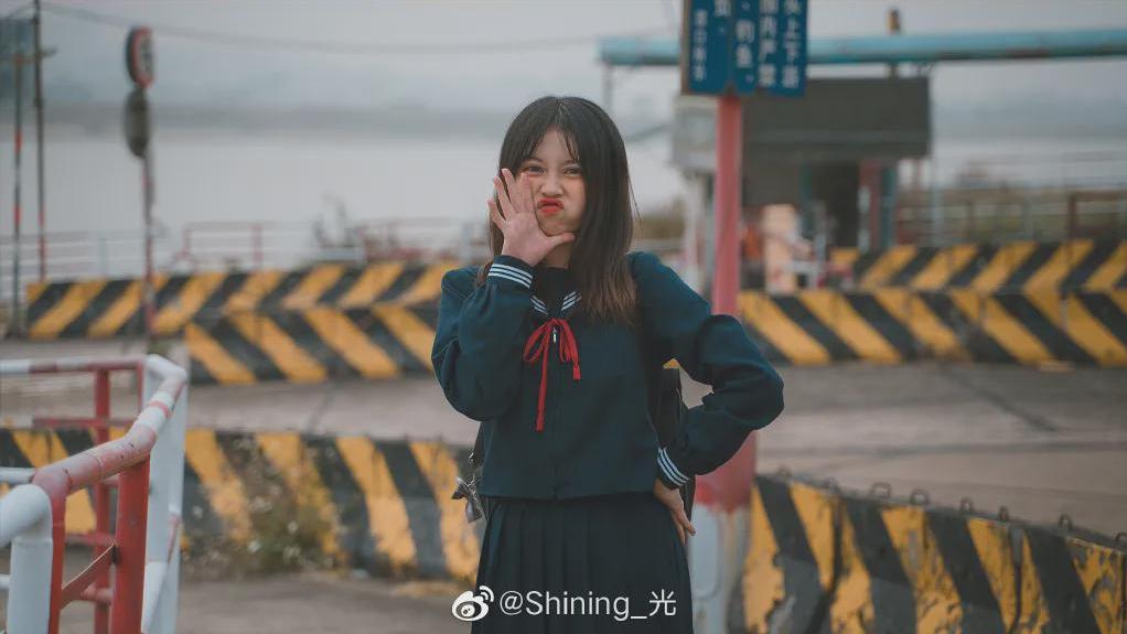 |JK校服：冒个泡