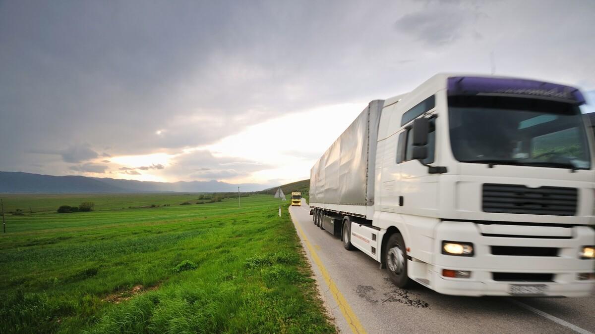 运输铝镁锰合金板时应注意什么?