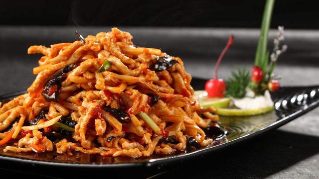 米粉|餐馆的鱼香肉丝为啥那么好吃？零失败方法分享，开胃解馋又下饭