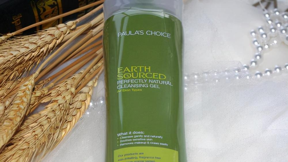 蒋欣 毛孔粗大 长痘痘用什么洗面奶？这几款喜欢淡化痘印滋润肌肤