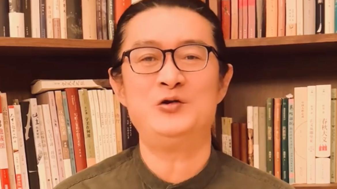 秦海璐|反转太快！黄安凌晨向汪峰章子怡夫妇紧急道歉：我也是个吃瓜群众