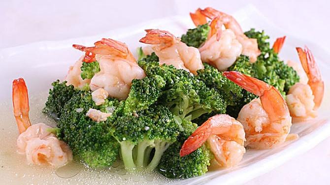 虾仁|清新的家常小炒：虾仁炒西蓝花，口感清脆，健康饮食，从我做起