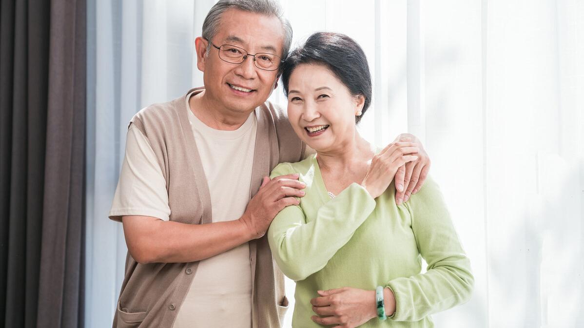 久久说情感|再婚2个月就散伙了，54岁大妈：他太没底线了，我根本受不了