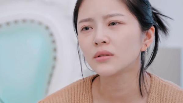 杜淳|杜淳妻子否认47岁，晒图证明真实年龄，网友：厌世脸不背这锅