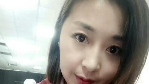 温暖春天|办信用卡遇见的少妇