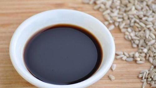 这2种调味料，一定要控制用量！不然骨质疏松悄悄来临