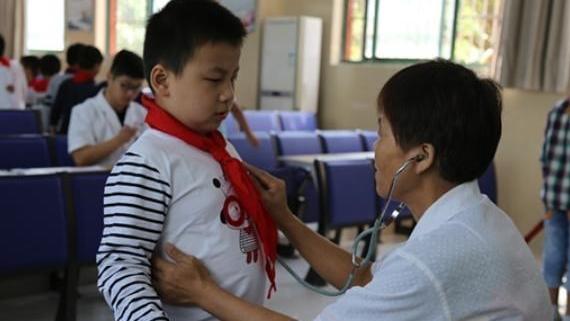 穿衣搭配 小学生满分作文《减肥》火了，老师看完大赞：你太优秀了