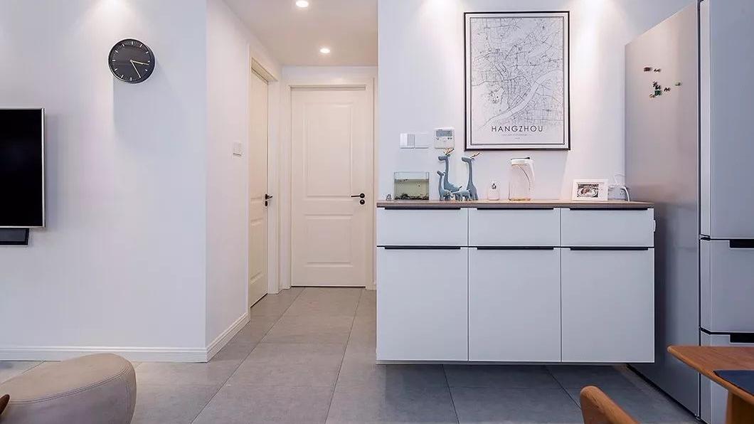 踢脚线真有那么丑？选对了踢脚线，家里瞬间提高了一个档次！