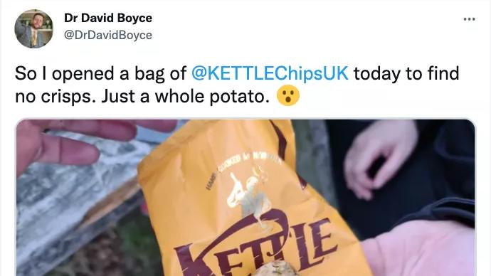 蒜苔|英国男打开薯片发现里面装了一颗土豆，网友：想吃你得DIY