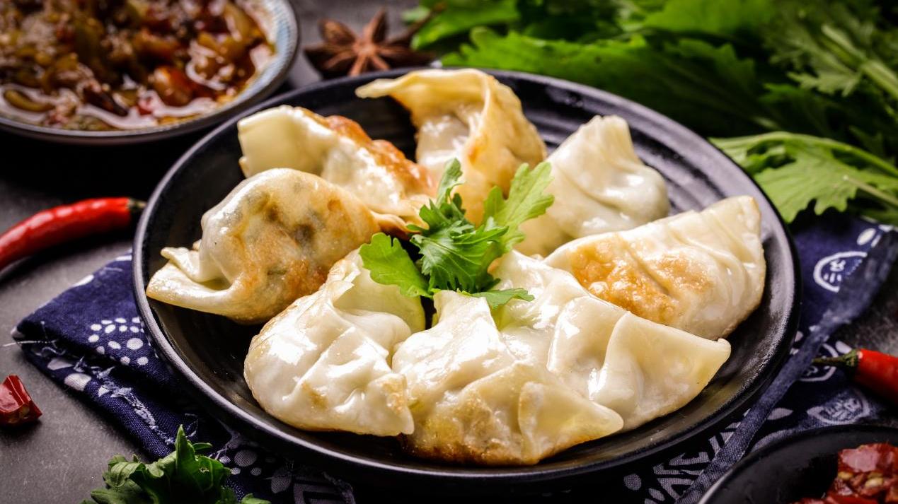 火龙果 不吃碳水，就能月瘦10斤！这样的减肥方式真的靠谱吗？