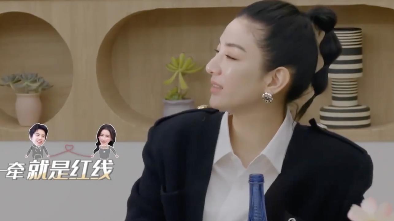 王大陆|王大陆蔡卓宜新恋情曝光？搂脖拥吻，公主抱上车，黄奕的预言成真