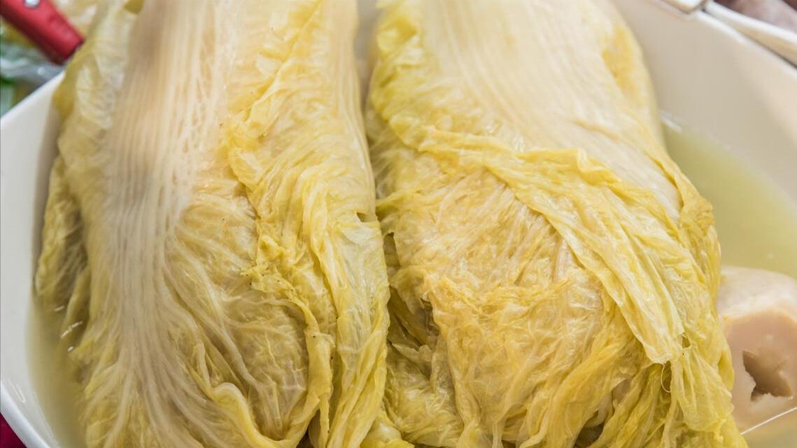 酸菜|腌东北酸菜，不要只放盐，牢记3个关键，酸菜爽脆，不腐烂不发霉