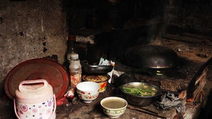 酸甜苦辣咸之人生百味|城里姑娘嫁去一个农村的贫困家庭，合适吗？孩子，我告诉你，非常不